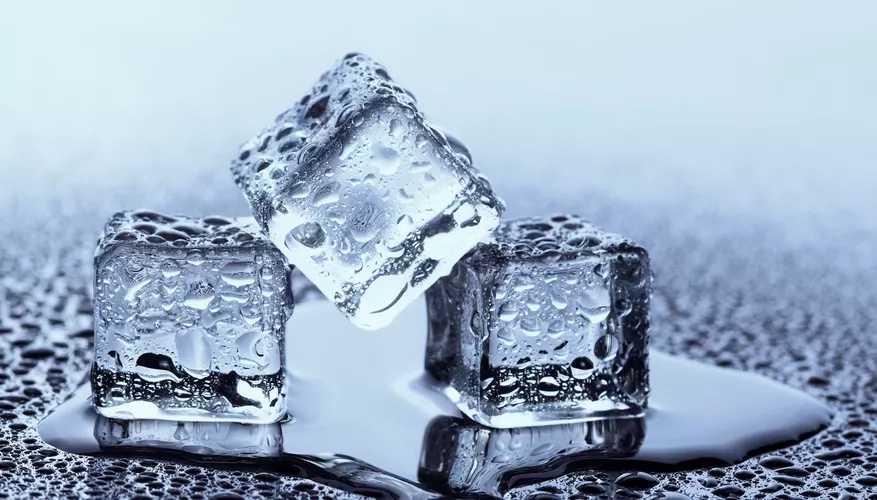 icecube-melt